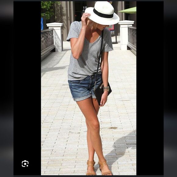 Women's Blue Hollister Shorts Sz 7 - Picture 1 of 7